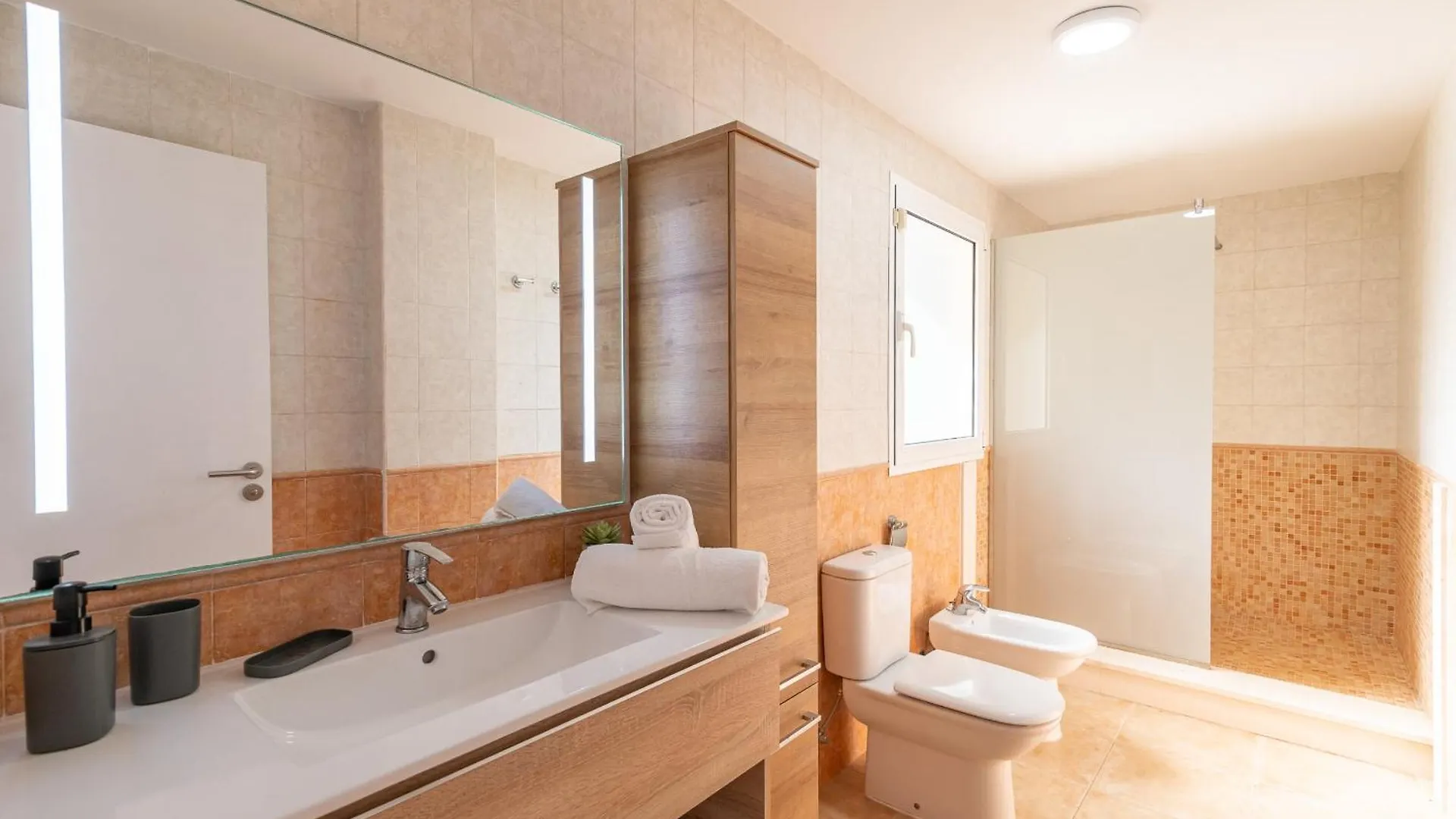 Bonaire Solar 200 By Sealand Villas Alcúdia