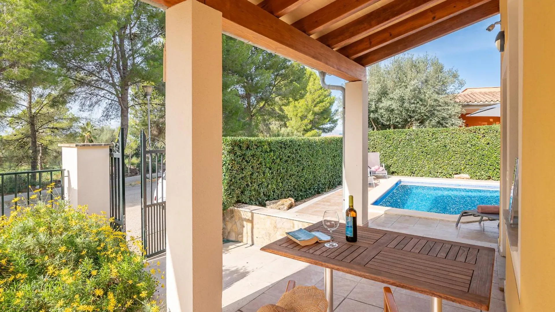 Bonaire Solar 200 By Sealand Villas Alcudia